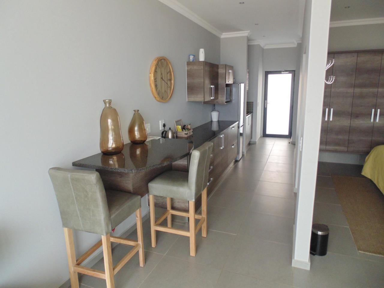 Apartment 32, Bay View Suites Langstrand Dış mekan fotoğraf
