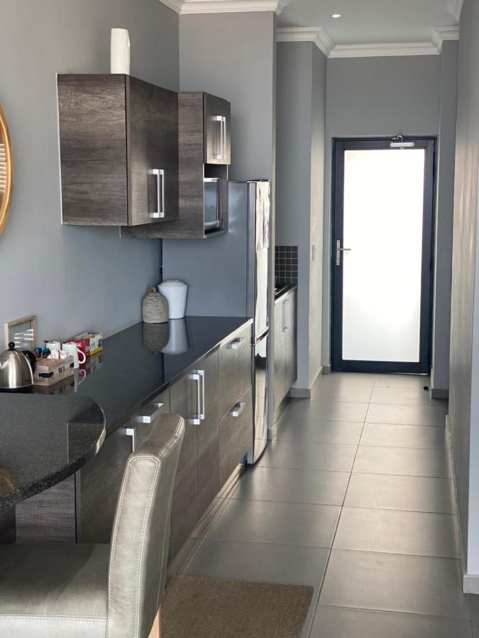 Apartment 32, Bay View Suites Langstrand Dış mekan fotoğraf