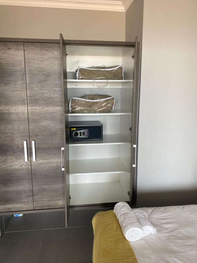 Apartment 32, Bay View Suites Langstrand Dış mekan fotoğraf